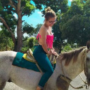 Meet your Posher, Anais